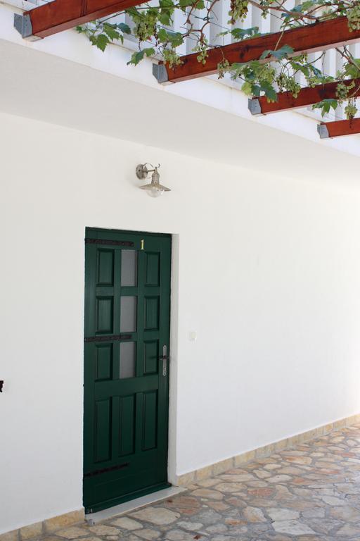 Apartments Vila Oksana Mimice Δωμάτιο φωτογραφία