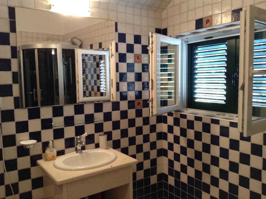 Apartments Vila Oksana Mimice Εξωτερικό φωτογραφία