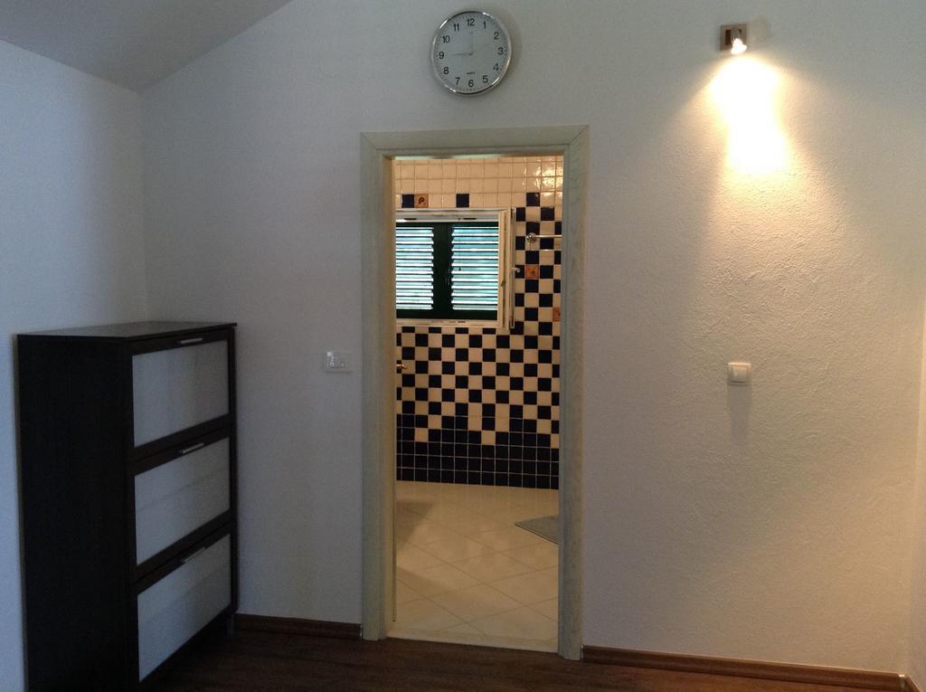 Apartments Vila Oksana Mimice Εξωτερικό φωτογραφία